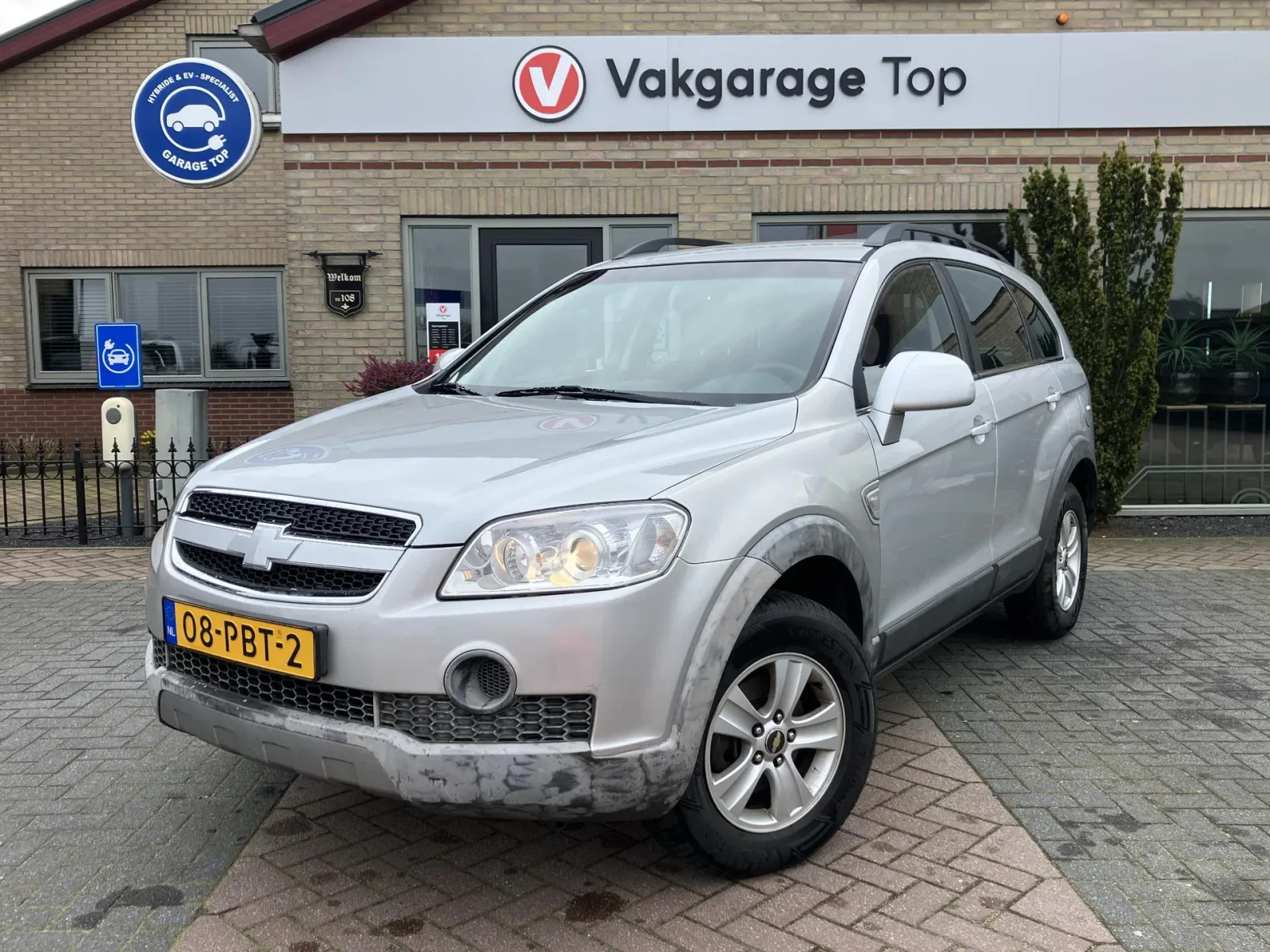 Chevrolet Captiva (2011) — foto 1