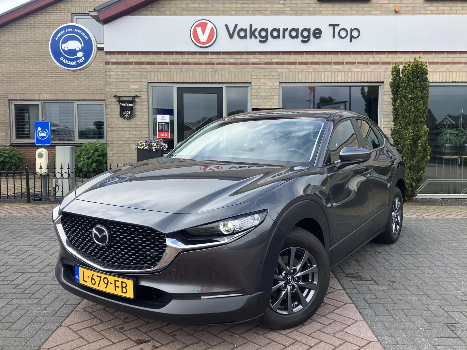 Mazda CX-30 (2021) — foto 1