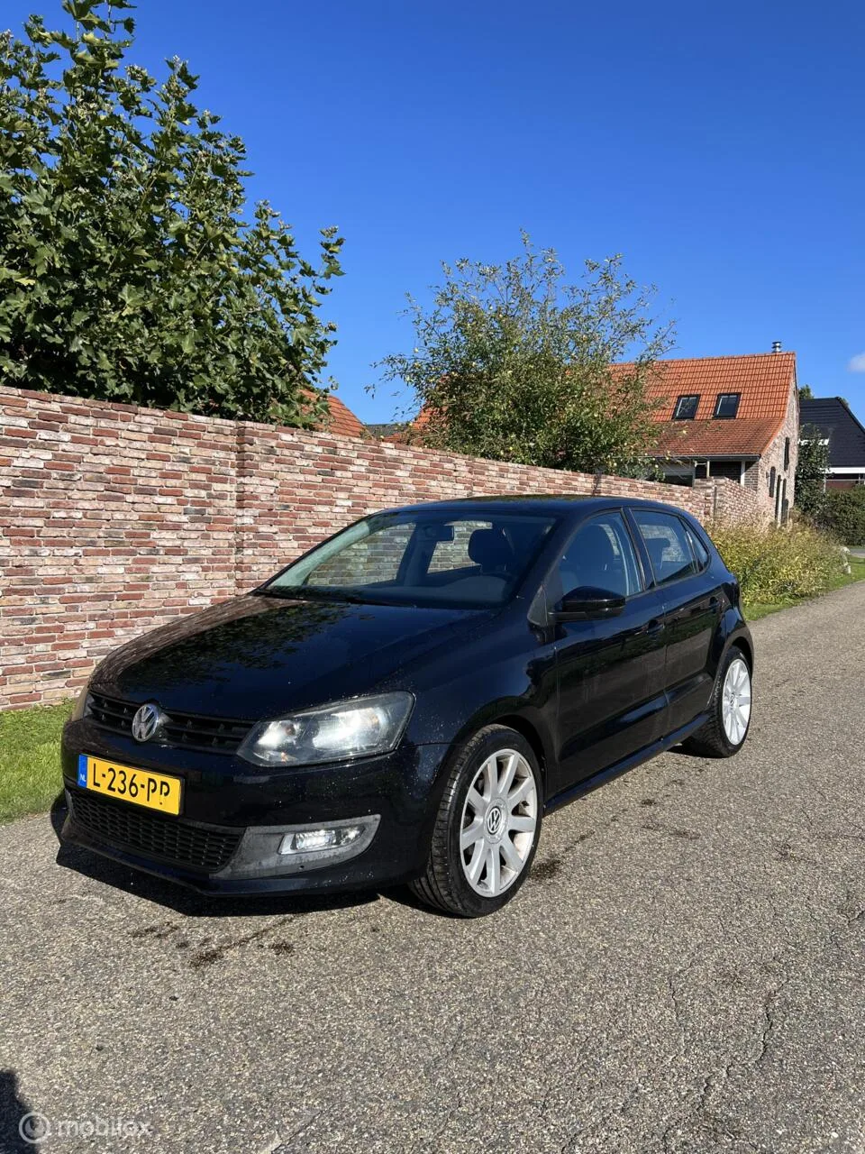 Volkswagen Polo (2010) — foto 1