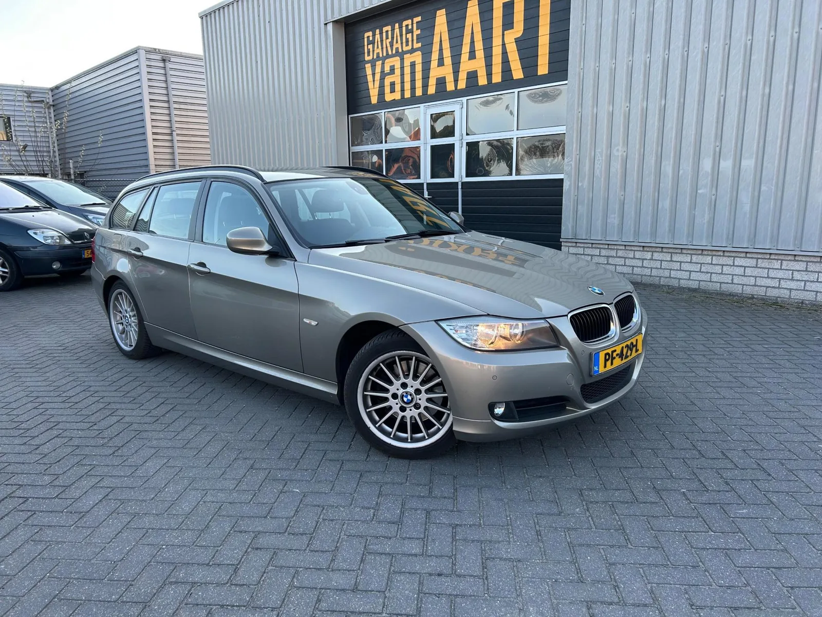 BMW 3-Serie (2012) — foto 1