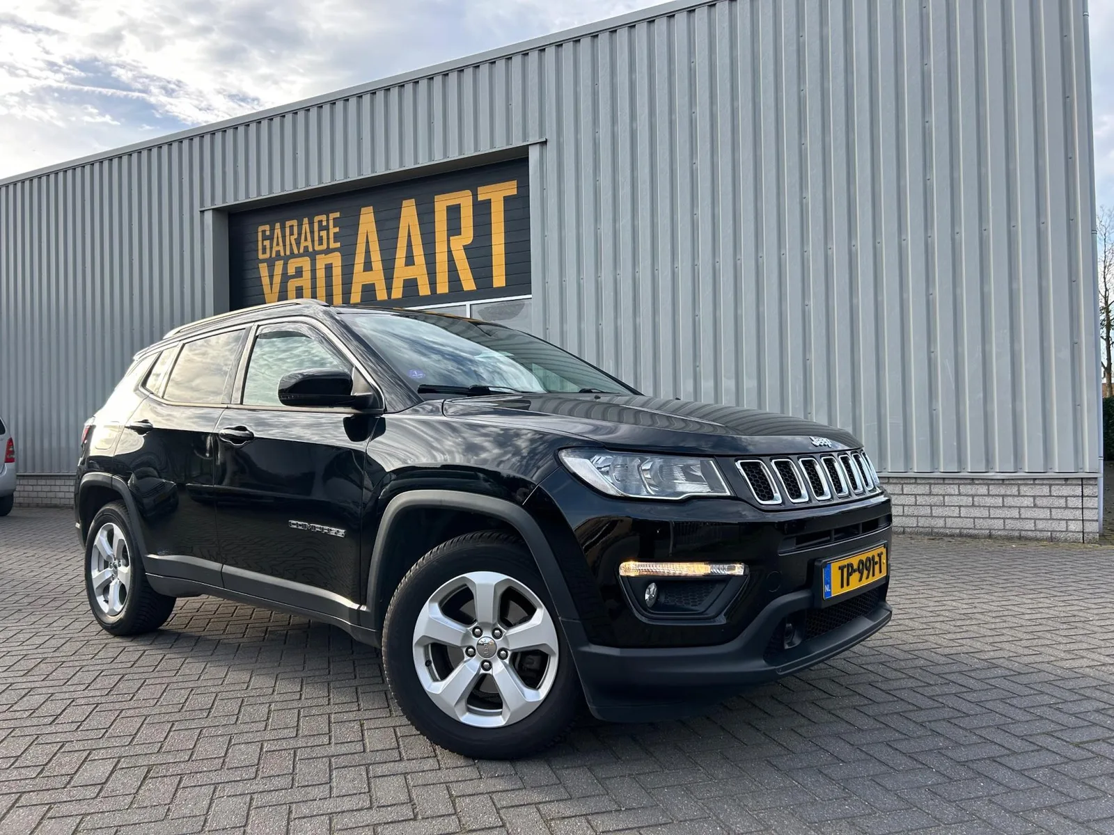 Jeep Compass (2018) — foto 1