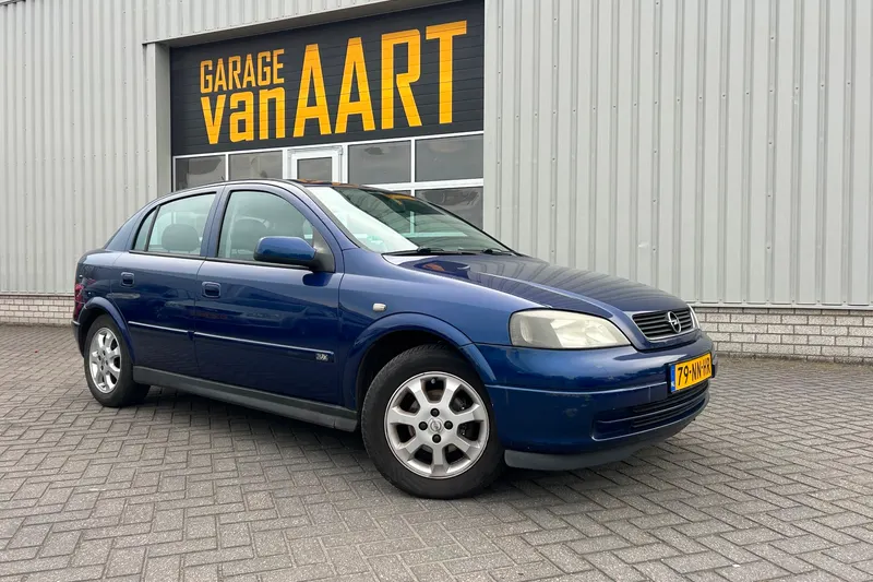 Opel Astra (2003)