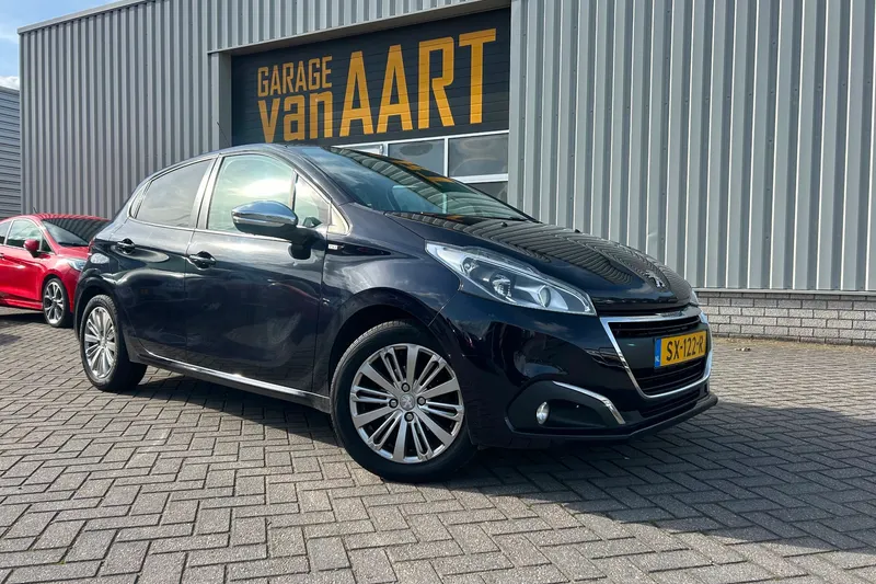 Peugeot 208 (2017)