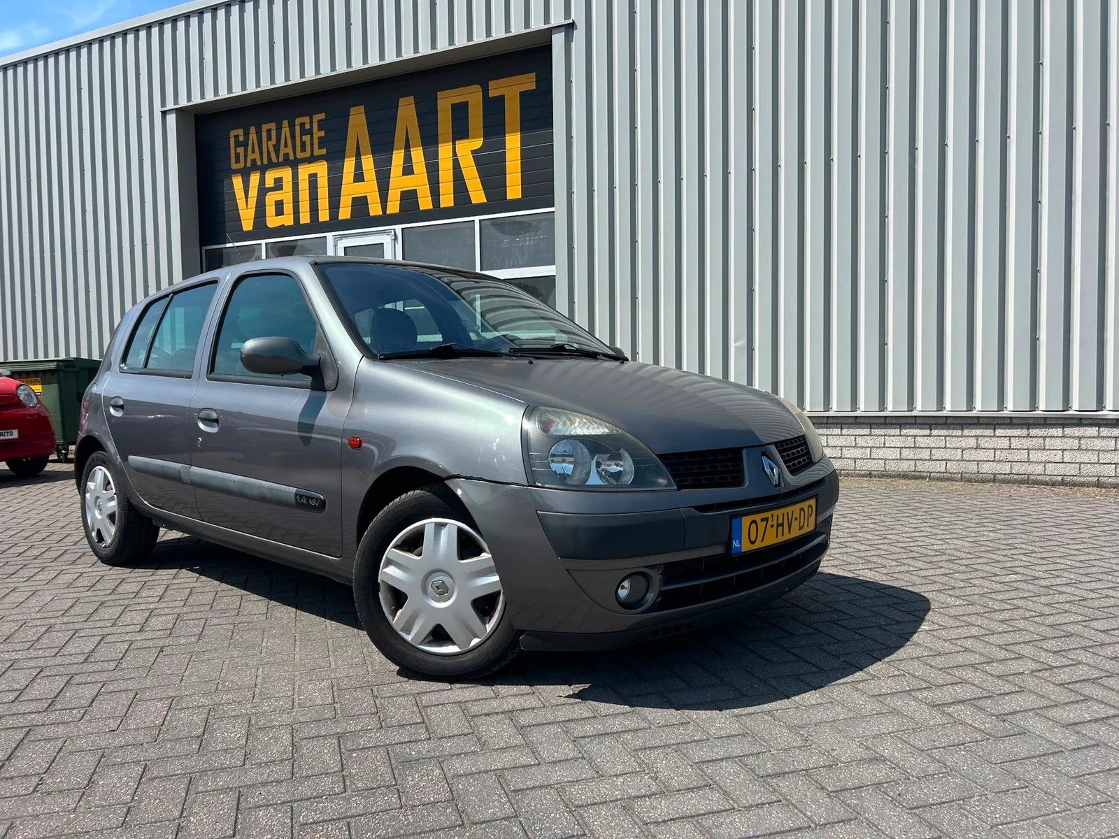 Renault Clio (2002) — foto 1