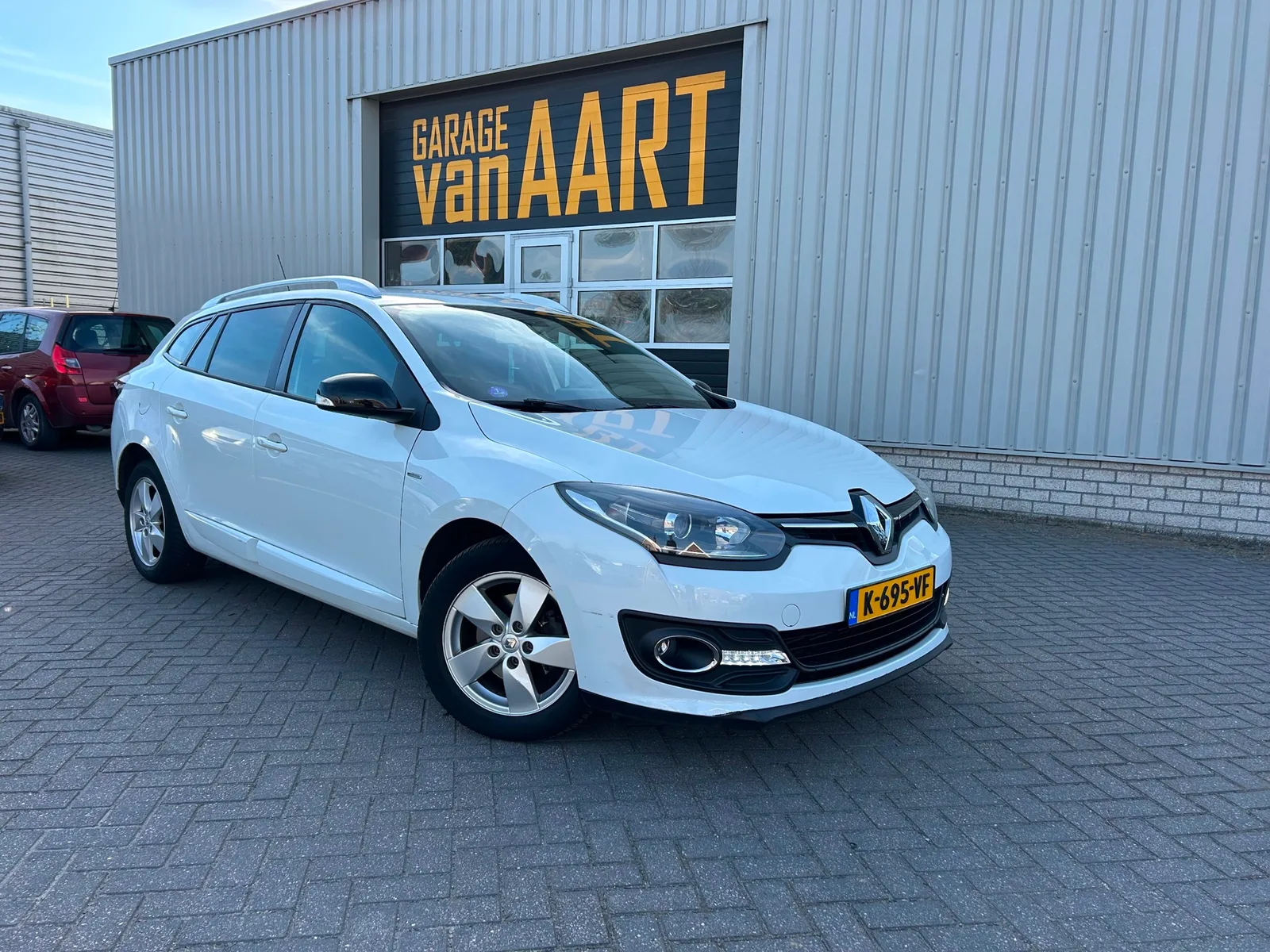 Renault Mégane (2015) — foto 1