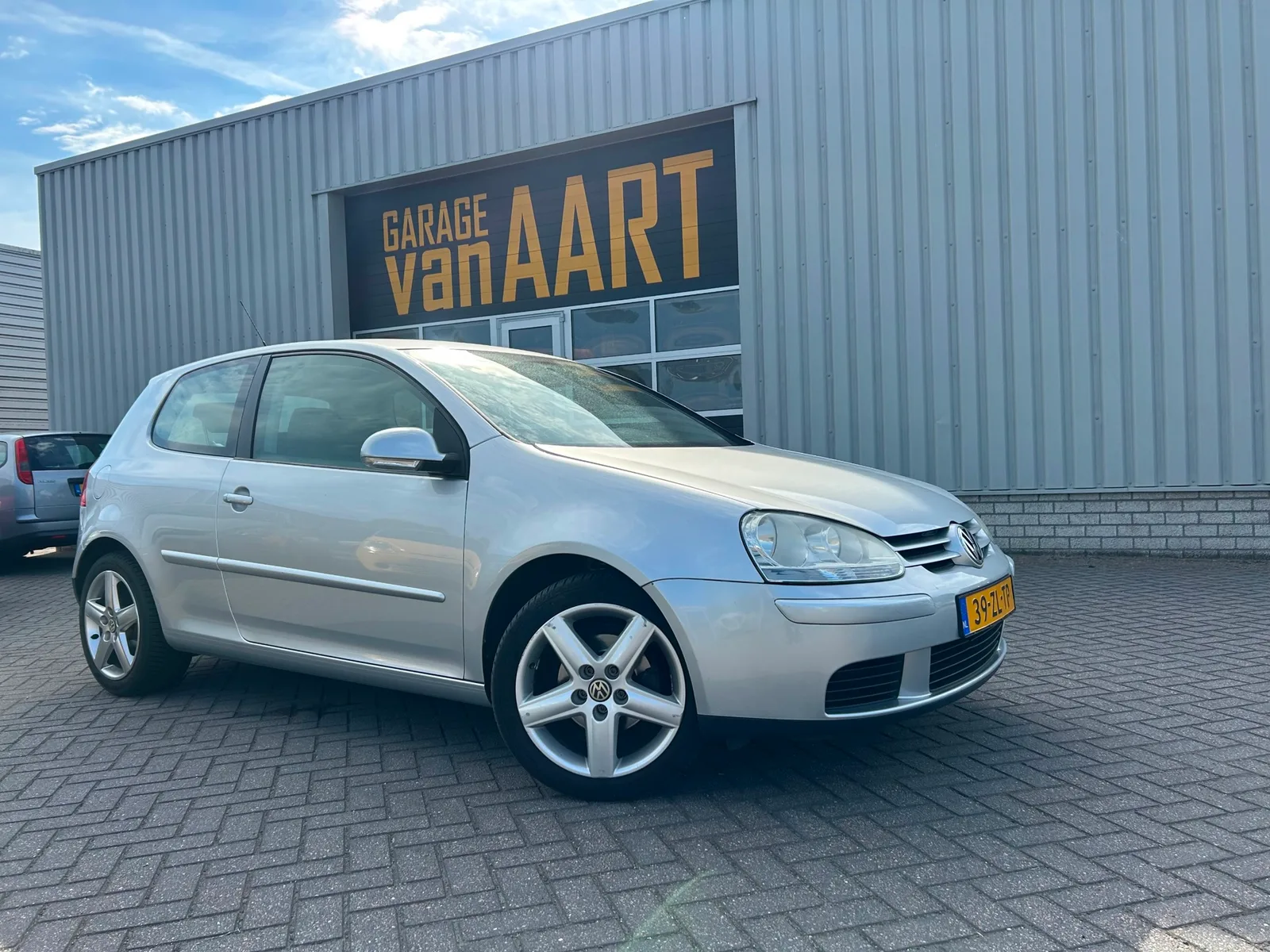 Volkswagen Golf (2008) — foto 1
