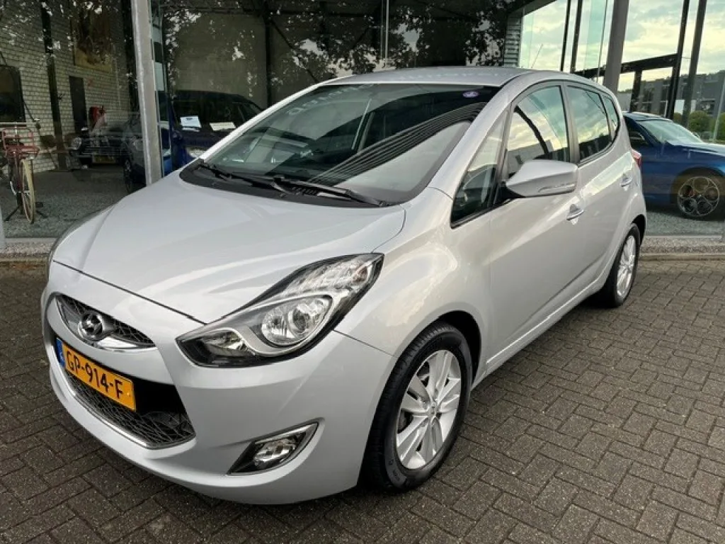Hyundai ix20 (2011) — foto 1