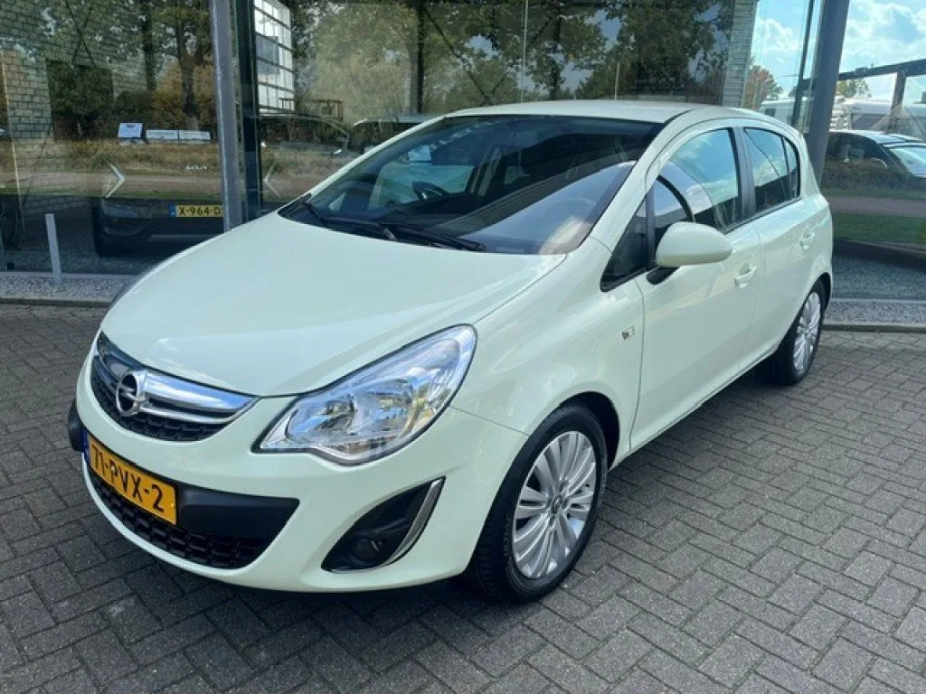 Opel Corsa (2011) — foto 1
