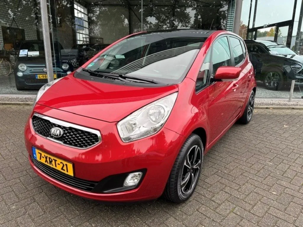 Kia Venga (2014) — foto 1