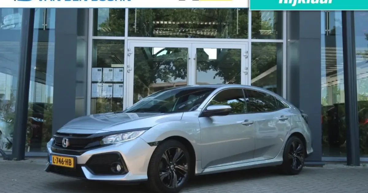 Honda Civic (2018) — foto 1