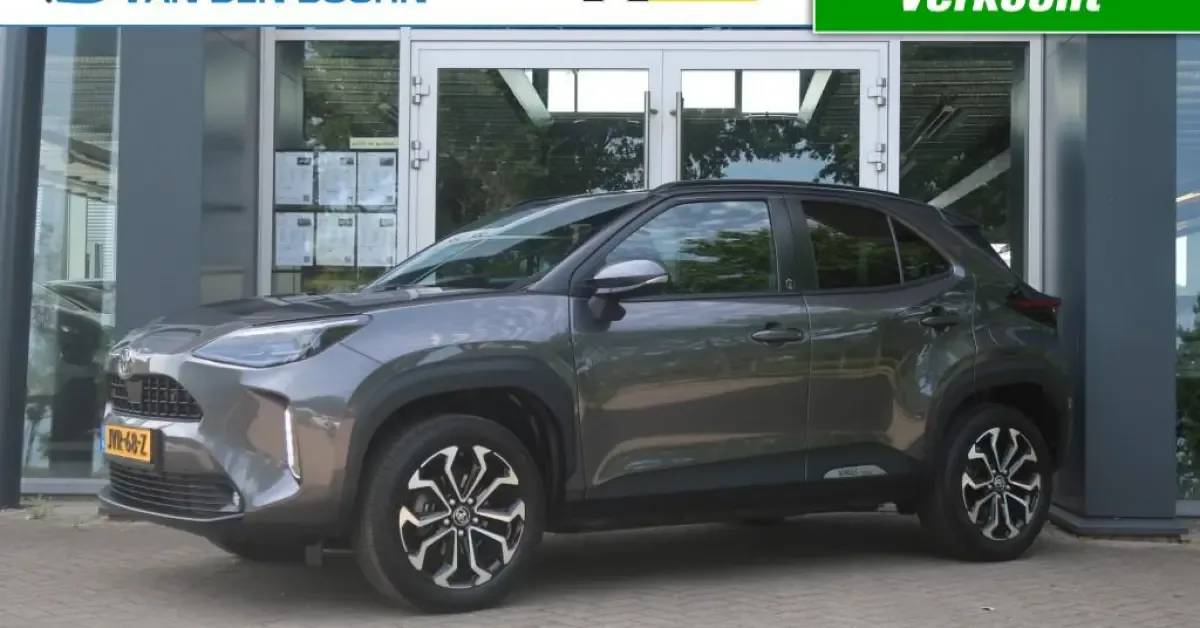 Toyota Yaris Cross (2024) — foto 1