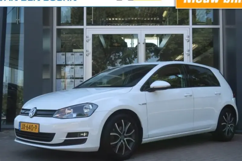 Volkswagen Golf (2016)