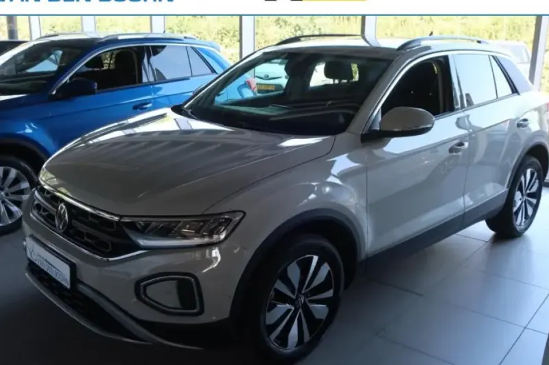Volkswagen T-Roc (2024)