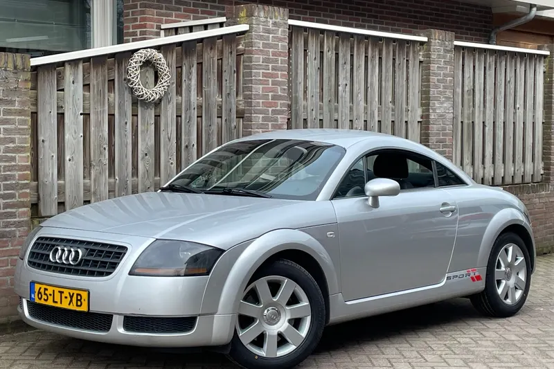 Audi TT (2003)