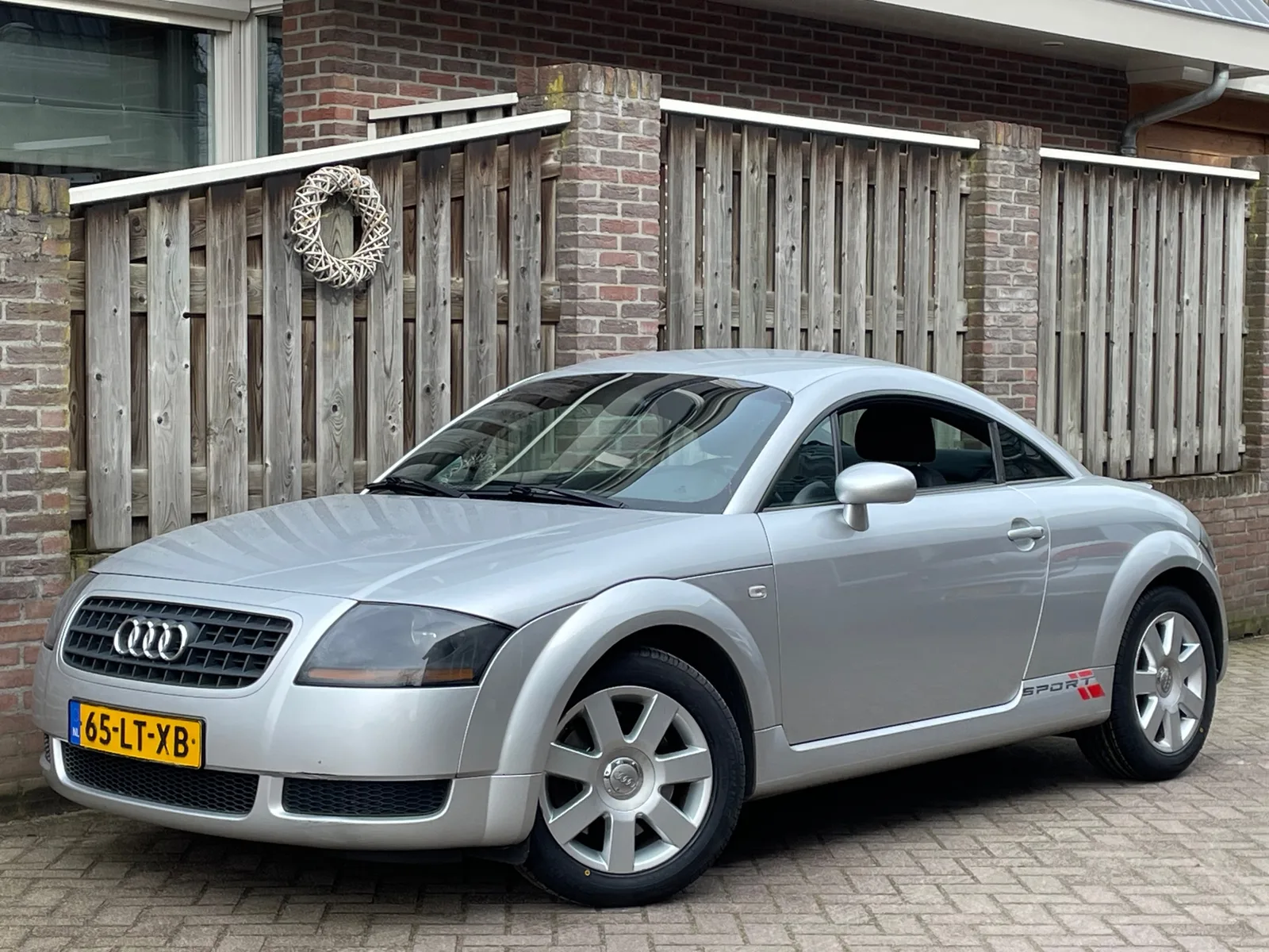 Audi TT (2003) — foto 1