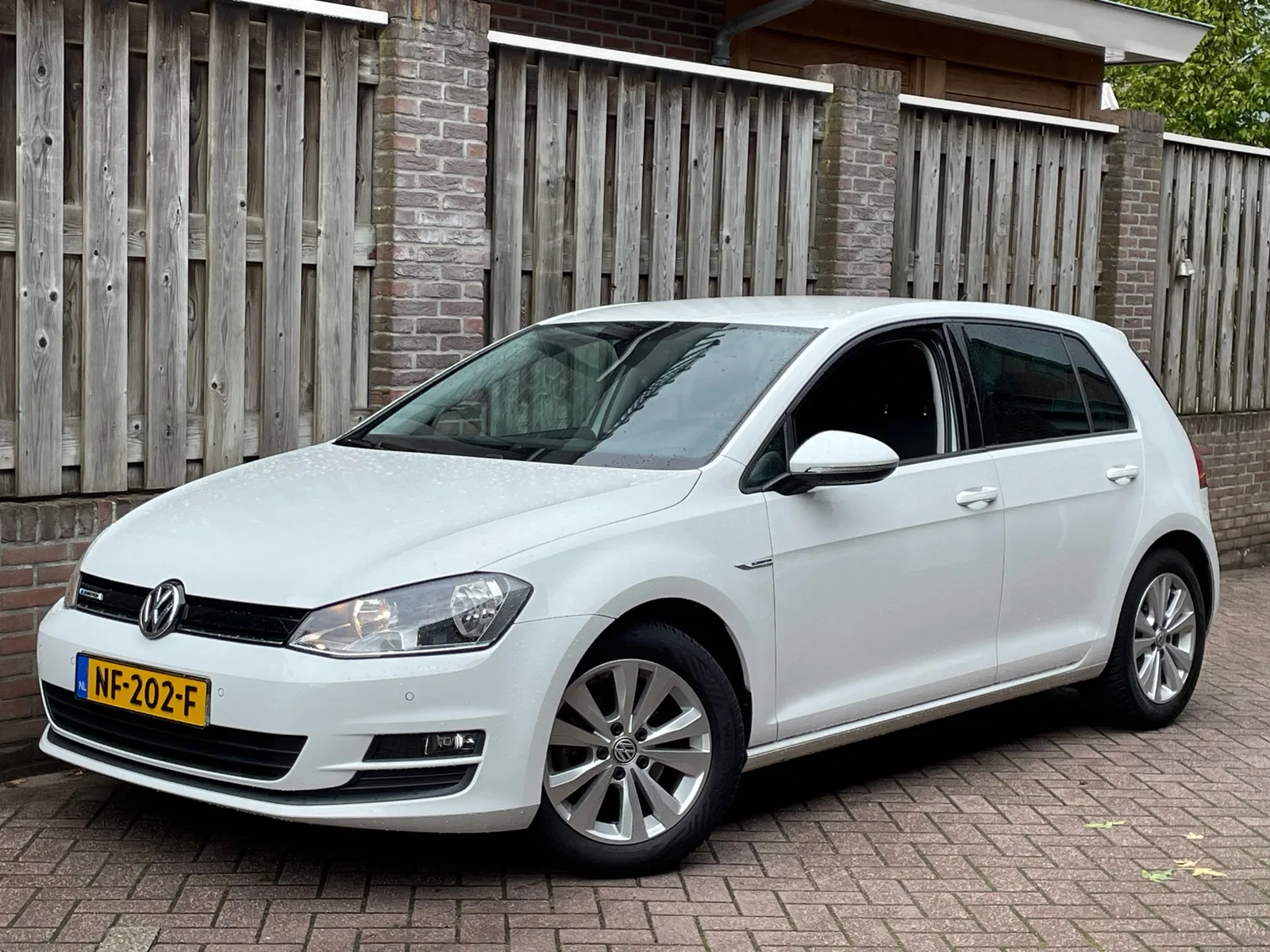 Volkswagen Golf (2017) — foto 1