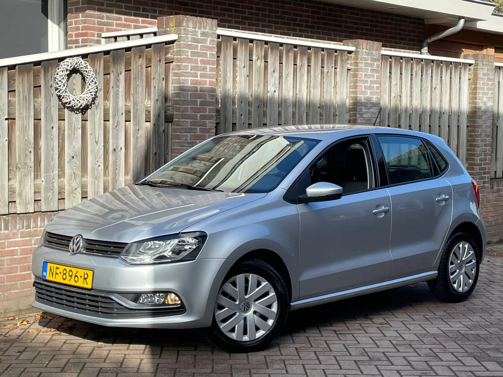 Volkswagen Polo (2017) — foto 1