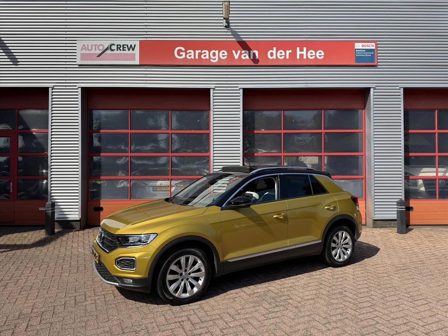 Volkswagen T-Roc (2019) — foto 1