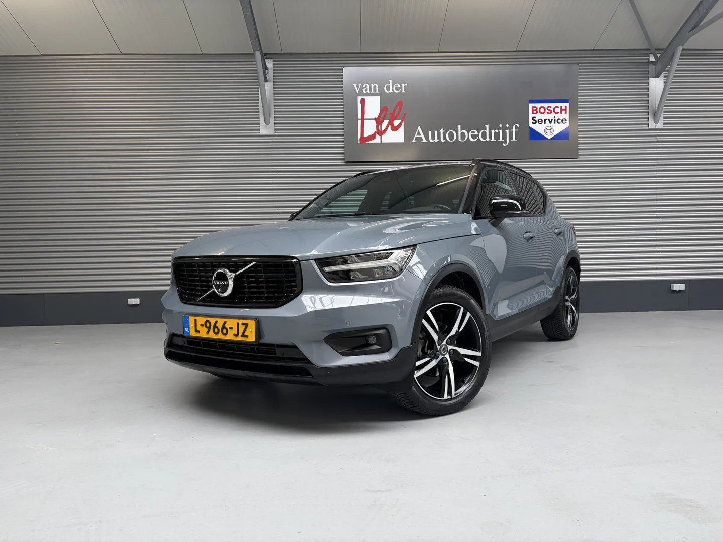 Volvo XC40 (2021) — foto 1