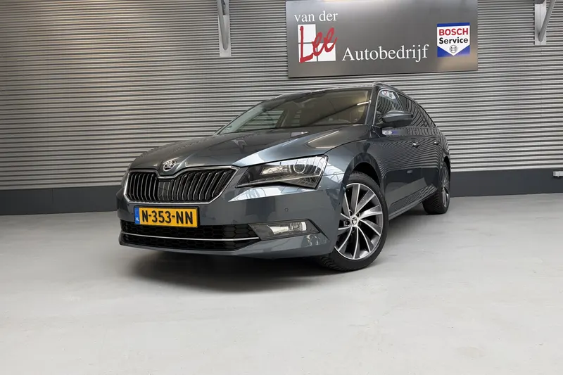 Škoda Superb (2017)