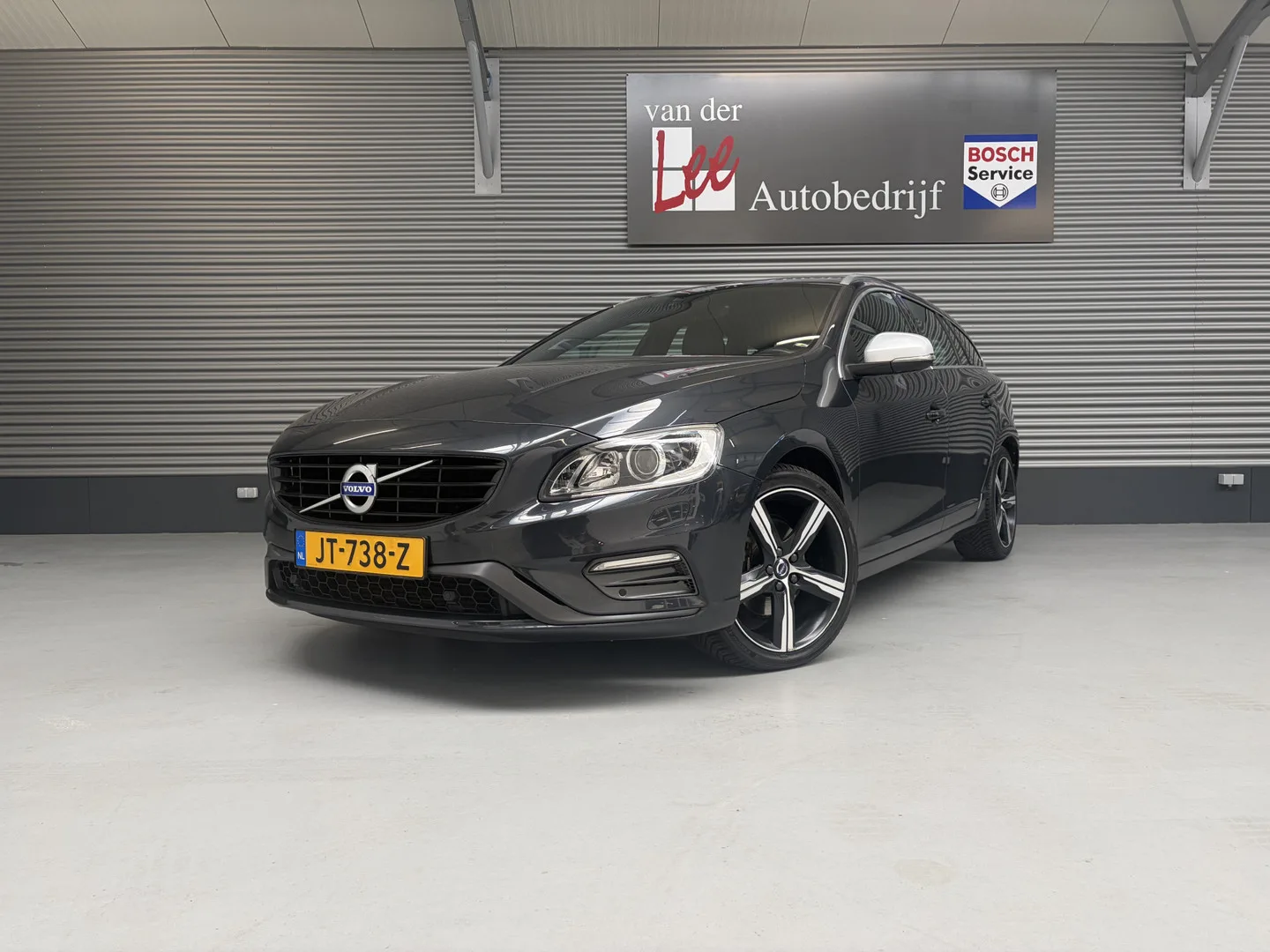 Volvo V60 (2016) — foto 1