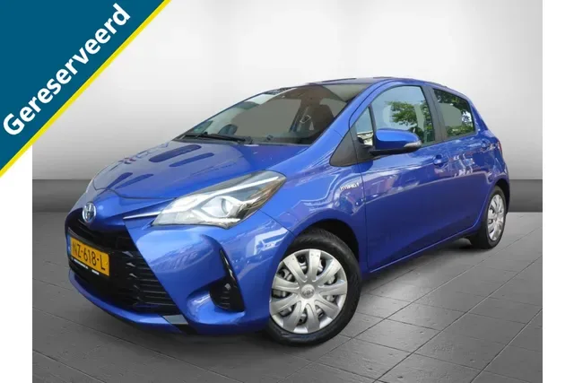 Toyota Yaris (2017) — foto 1