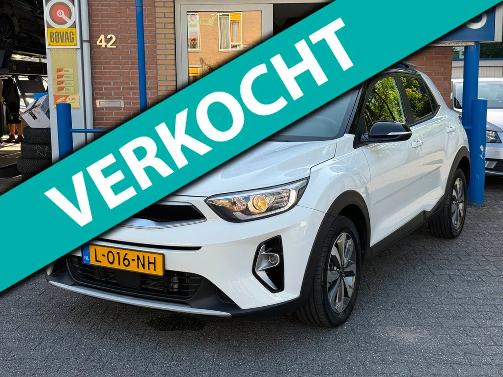 Kia Stonic (2021) — foto 1