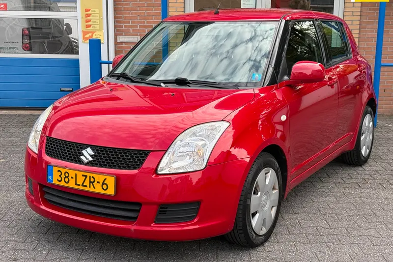 Suzuki Swift (2010)