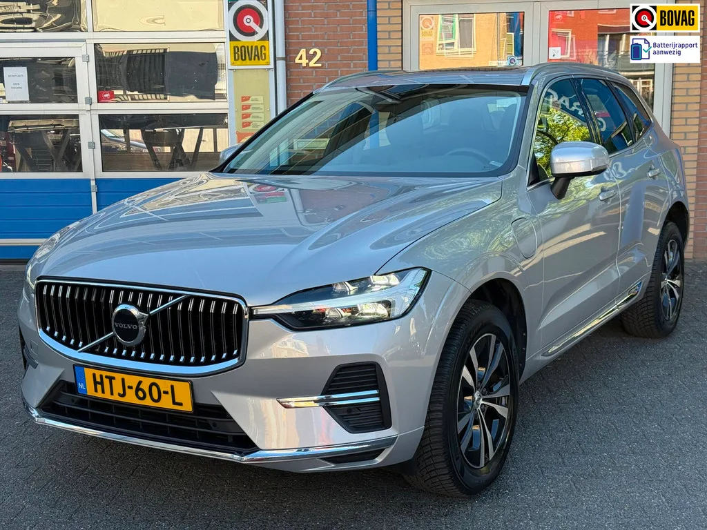 Volvo XC60 (2022) — foto 1