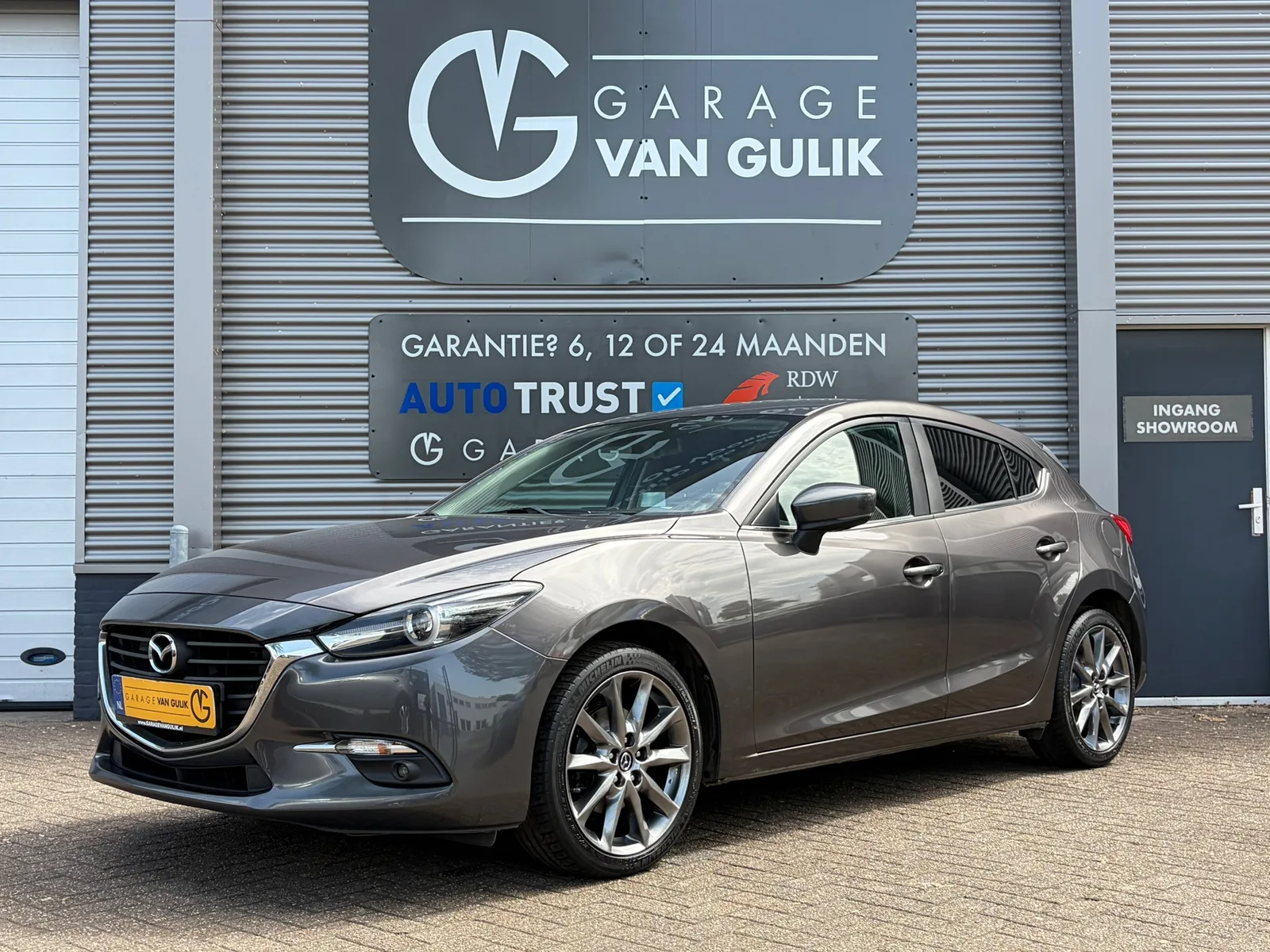 Mazda 3 (2019) — foto 1