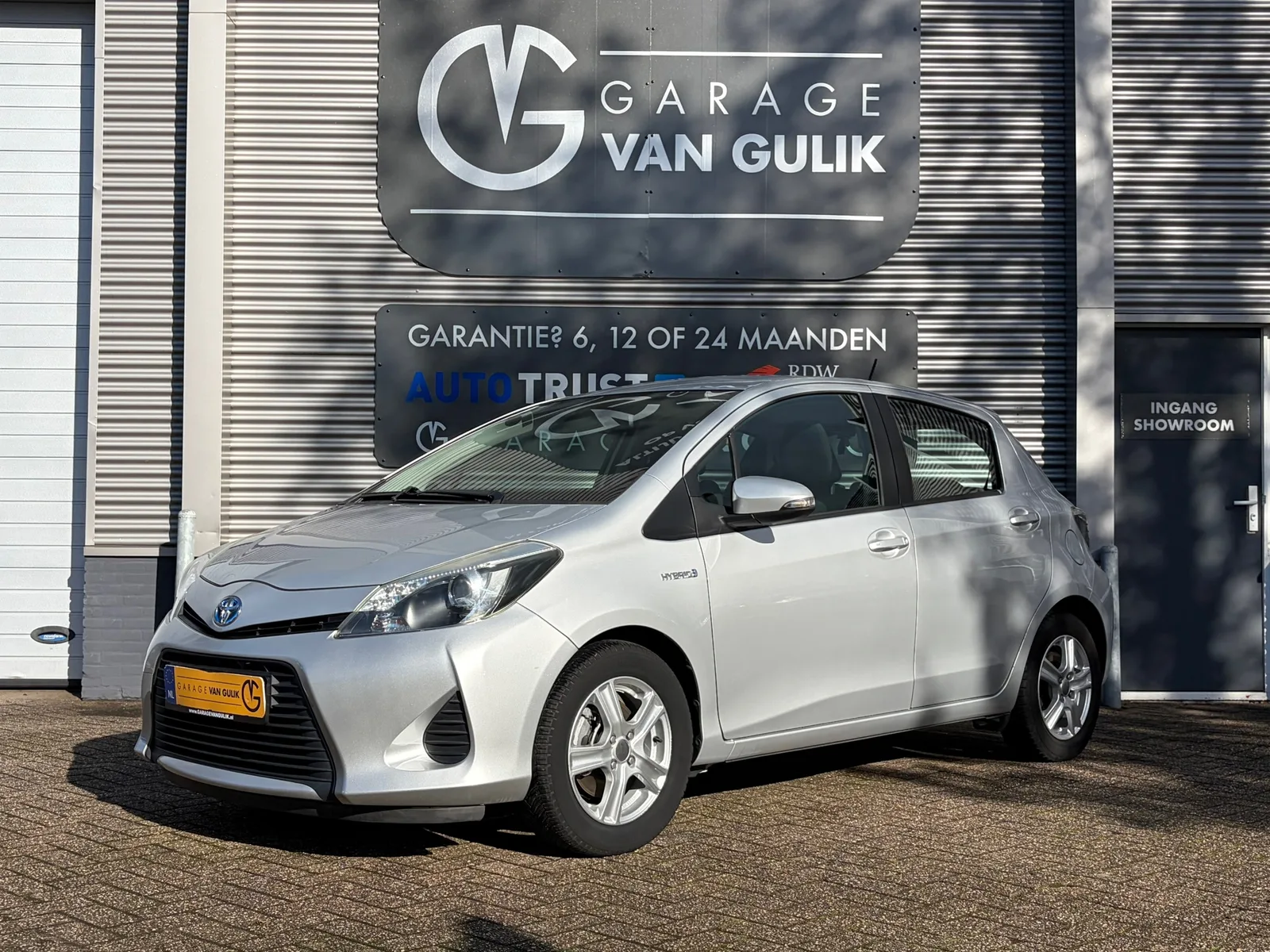 Toyota Yaris (2012) — foto 1