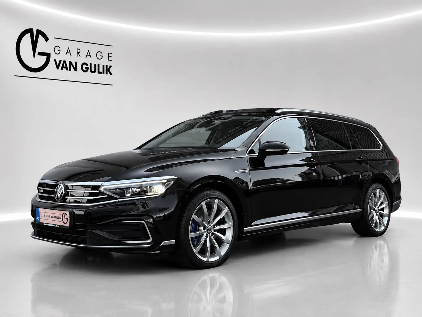 Volkswagen Passat (2021) — foto 1
