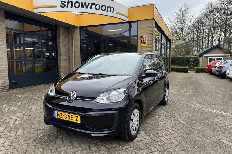 Volkswagen Up! (2017)