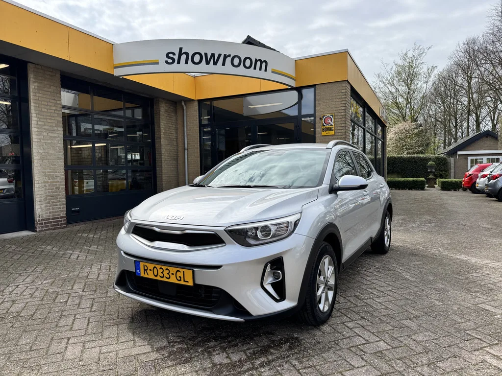 Kia Stonic (2022) — foto 1