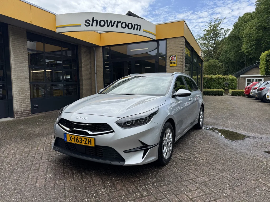 Kia Ceed (2024) — foto 1