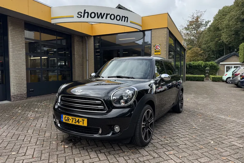 MINI Countryman (2015)
