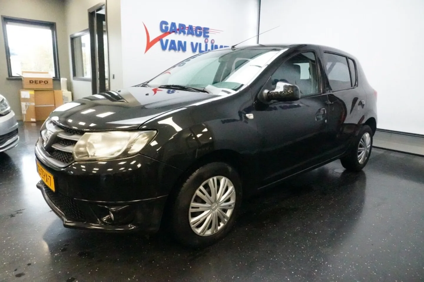 Dacia Sandero (2013) — foto 1