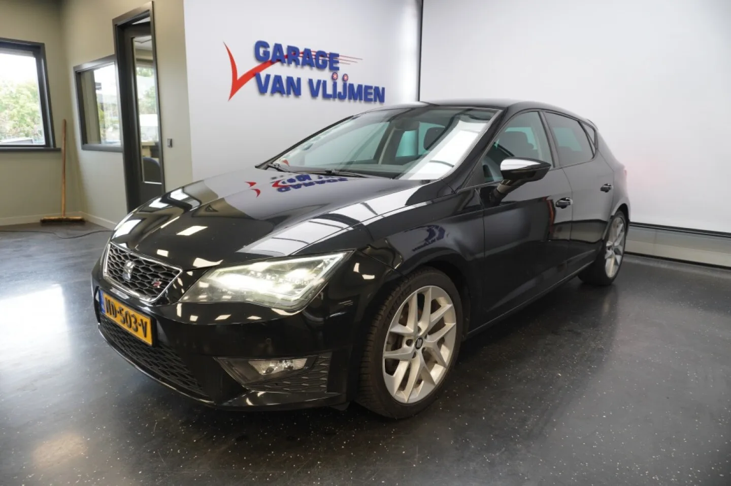 SEAT Leon (2017) — foto 1