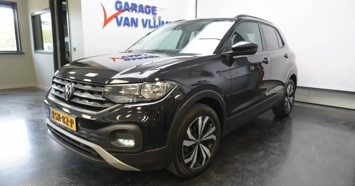 Volkswagen T-Cross (2023) — foto 1