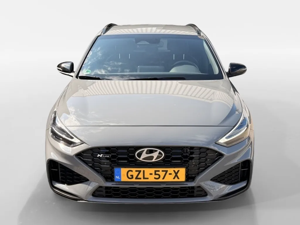 Hyundai i30 (2025) — foto 1