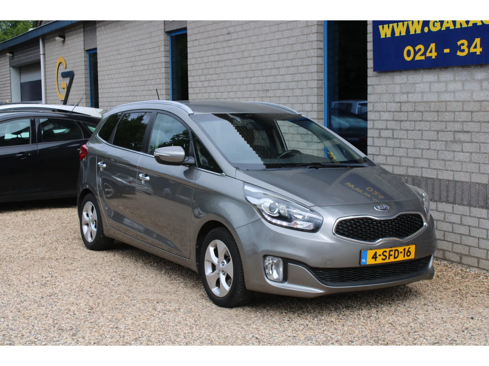 Kia Carens (2013) — foto 1