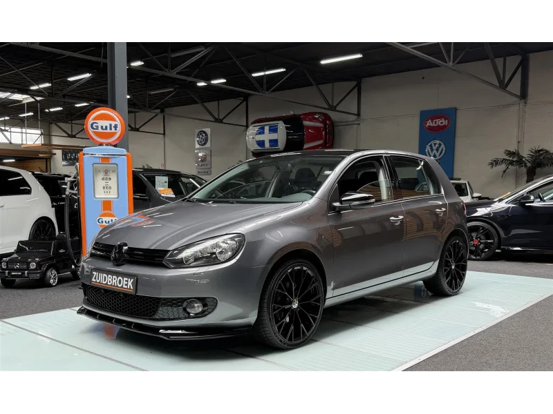 Volkswagen Golf (2010) — foto 1