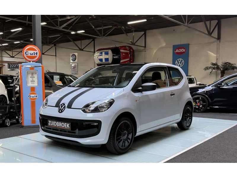 Volkswagen Up! (2013) — foto 1