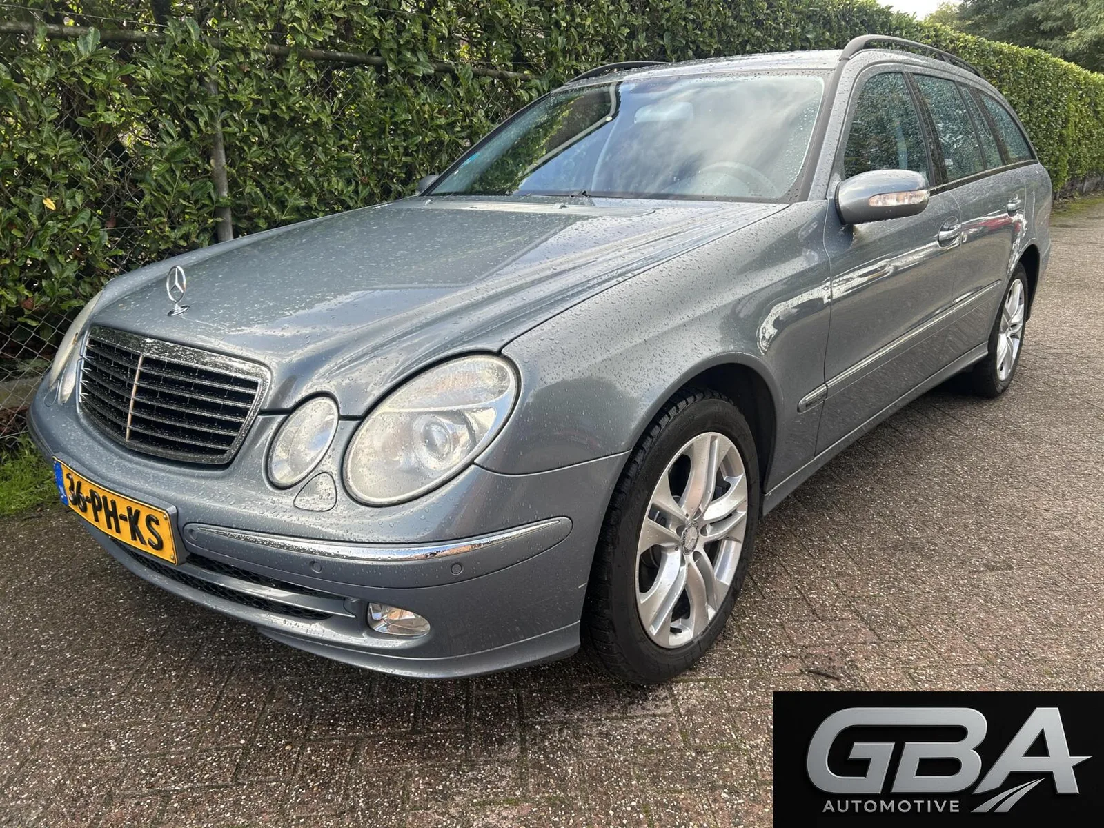 Mercedes-Benz E-Klasse (2004) — foto 1