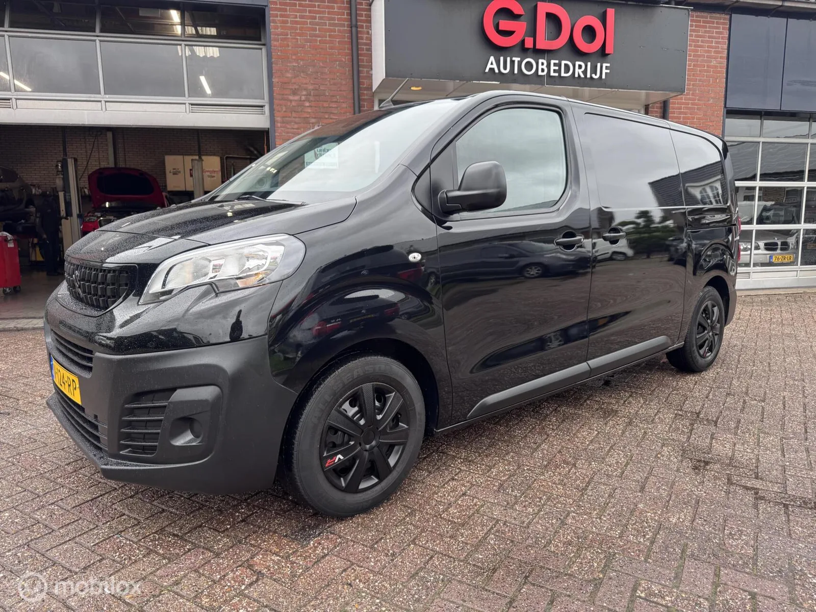 Peugeot Expert (2018) — foto 1