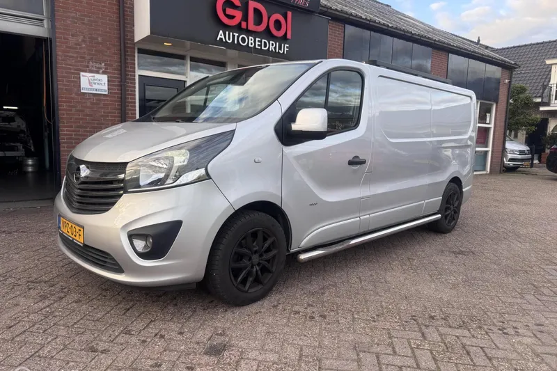 Opel Vivaro (2017)