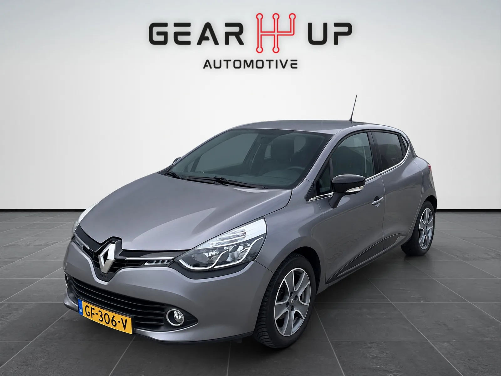 Renault Clio (2015) — foto 1