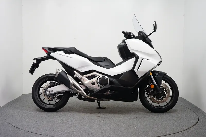 Honda Nss (2023)