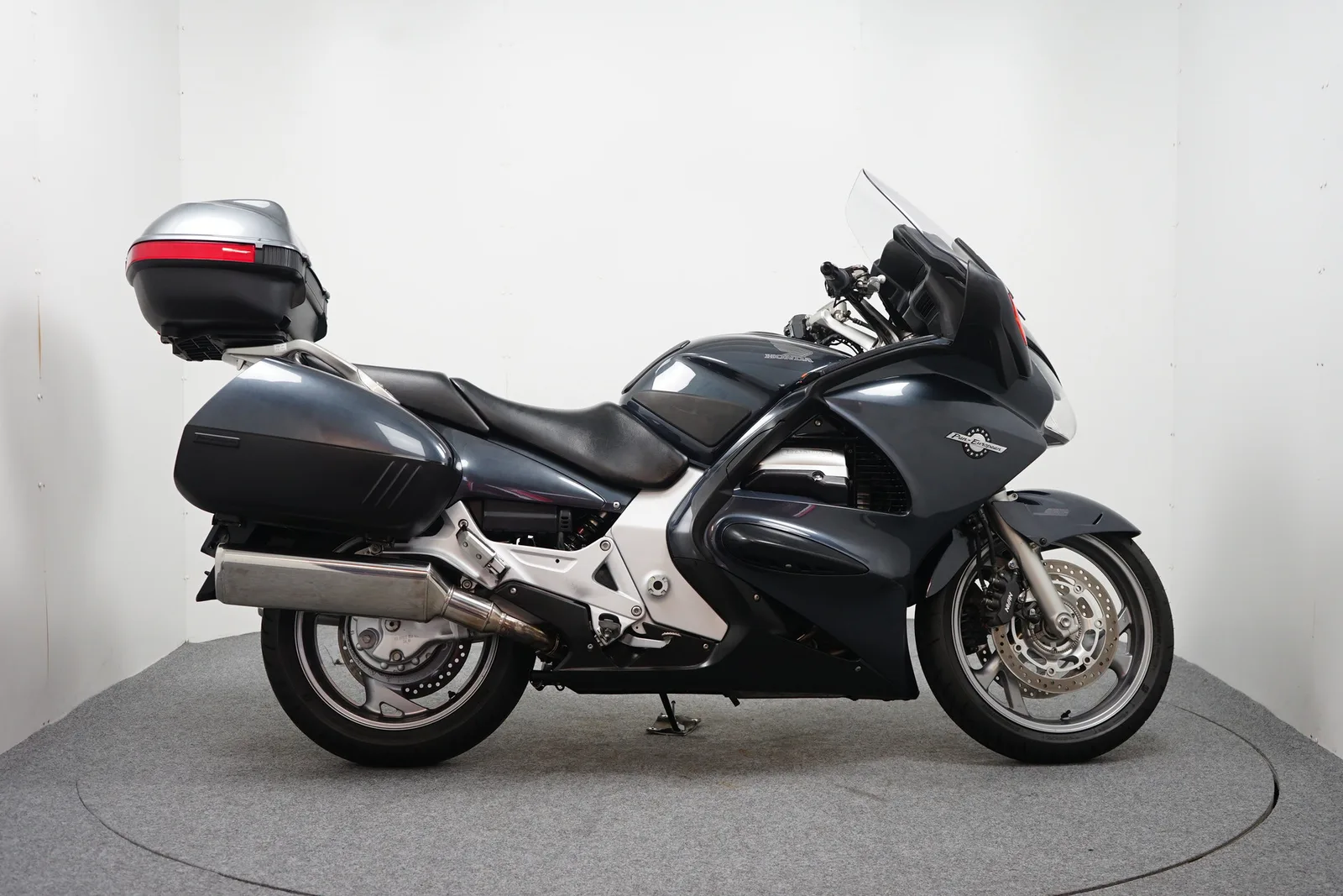 Honda ST 1300 Pan European (2006) — foto 1