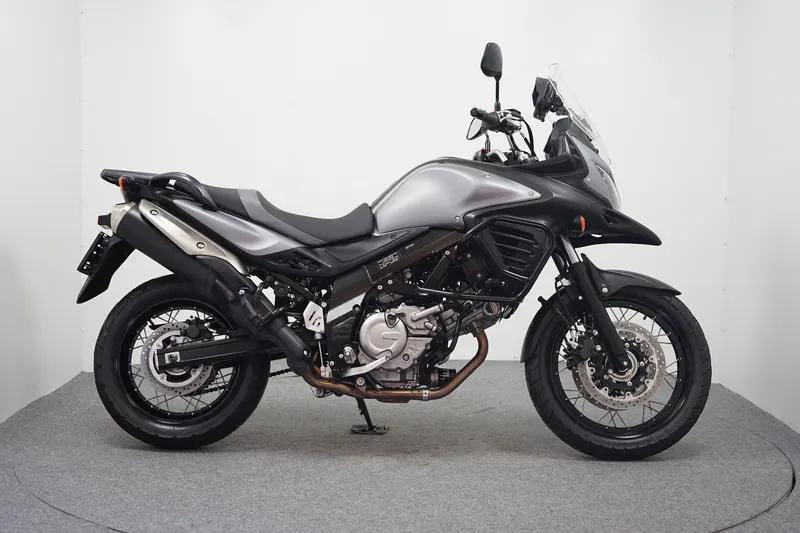 Suzuki Dl (2016)